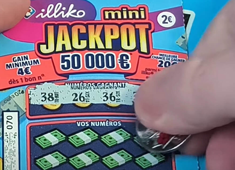 Un exemple de ticket à gratter du jeu Mini Jackpot.