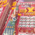 FDJ : elle gagne au grattage pour la deuxième fois, et cette fois-ci, c'est un jackpot de 500 000 €.