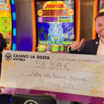 Un jackpot au casino La Siesta d’Antibes : une cliente remporte 59 000 € et souhaite offrir un Noël féérique à ses proches !