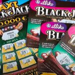 Un joueur décroche un jackpot au BlackJack : son rituel au bar-tabac lui permet de gagner 40 000 € !