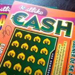 Gain Cash à Maulèvrier : il gratte un ticket FDJ comme d'habitude et s'en va avec 100 000 € !