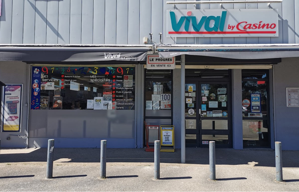 Le Vival des Deschaux dans le Jura où a été acheté le ticket gagnant EuroMillions